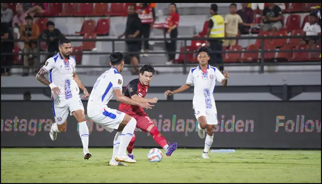 Arema FC vs Persija Jakarta