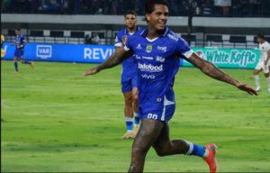 BRI Super League: Hadapi Persija di Samarinda, Persib Pede Tanpa Ramon Tanque