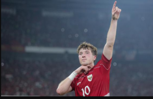 Sebelum Bela Timnas Indonesia di FIFA Matchday Juni 2026, Ole Romeny Main Rebana dan Pamer Juggling Dihadapan Santri